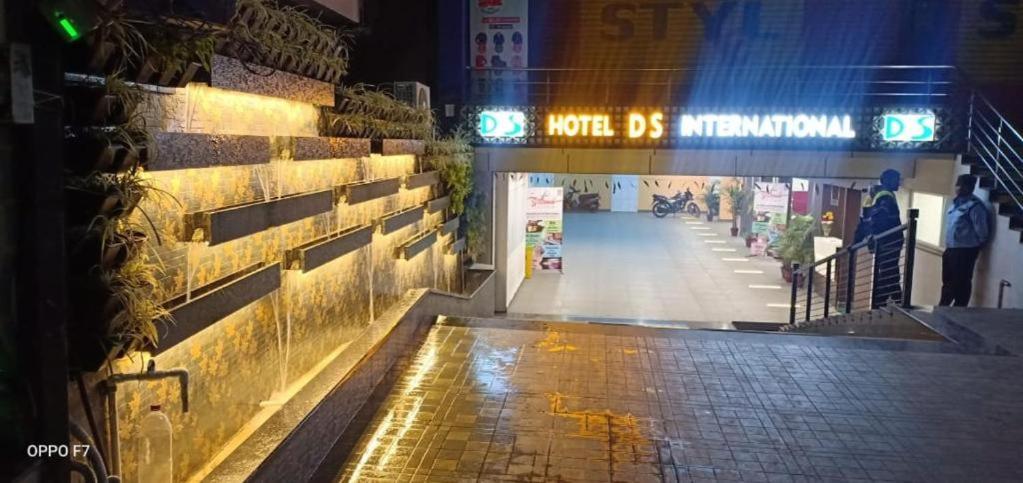 Hotel Ds International จัมเชดปูร์ ภายนอก รูปภาพ